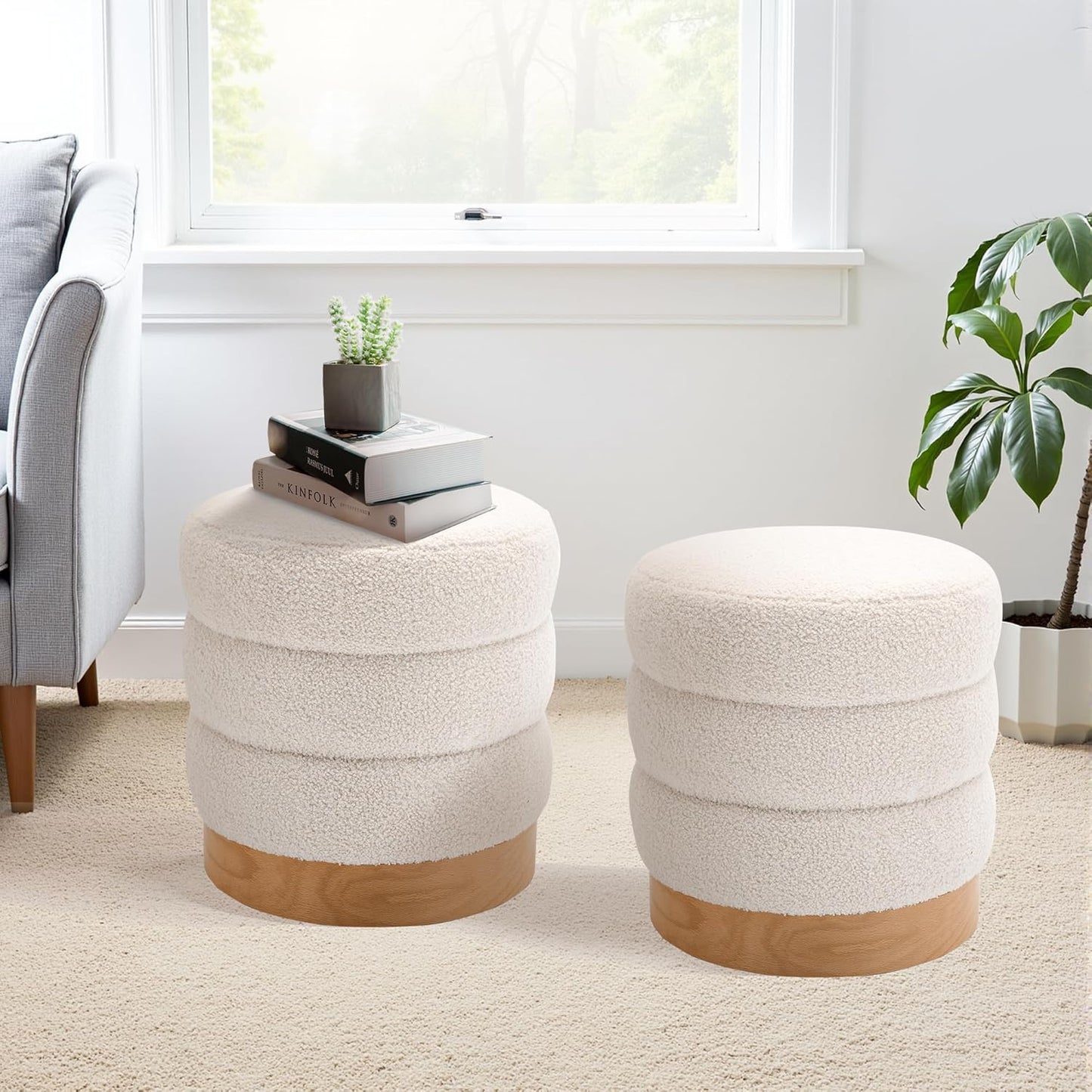 COLAMY Velvet Ottoman Footstool, Tufted Modern Foot Rest Stool with Wood Base for Living Room, Bedroom, Desk, Round Versatile Side End Table, Pouf, Makeup Seat, Green